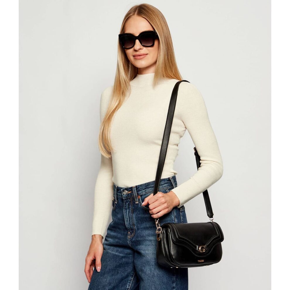 حقيبة يد نسائية سوداء من Guess ، حقيبة كتف Hwbg7993200