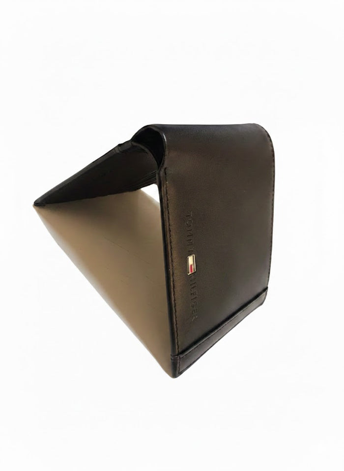 Tommy Hilfiger Men’s Leather Wallet | Black