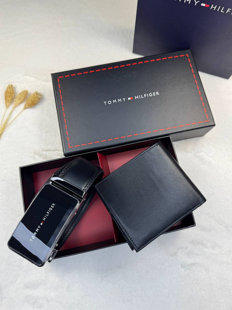 Set Belt and wallet TOMMY