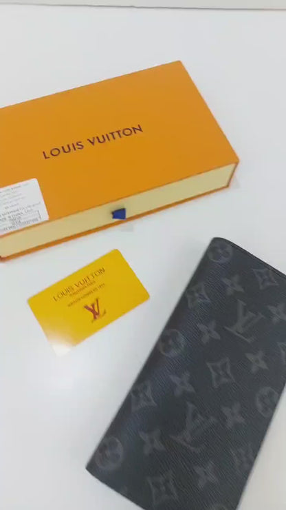 محفظة لويس فيتون (Louis Vuitton) الطويلة