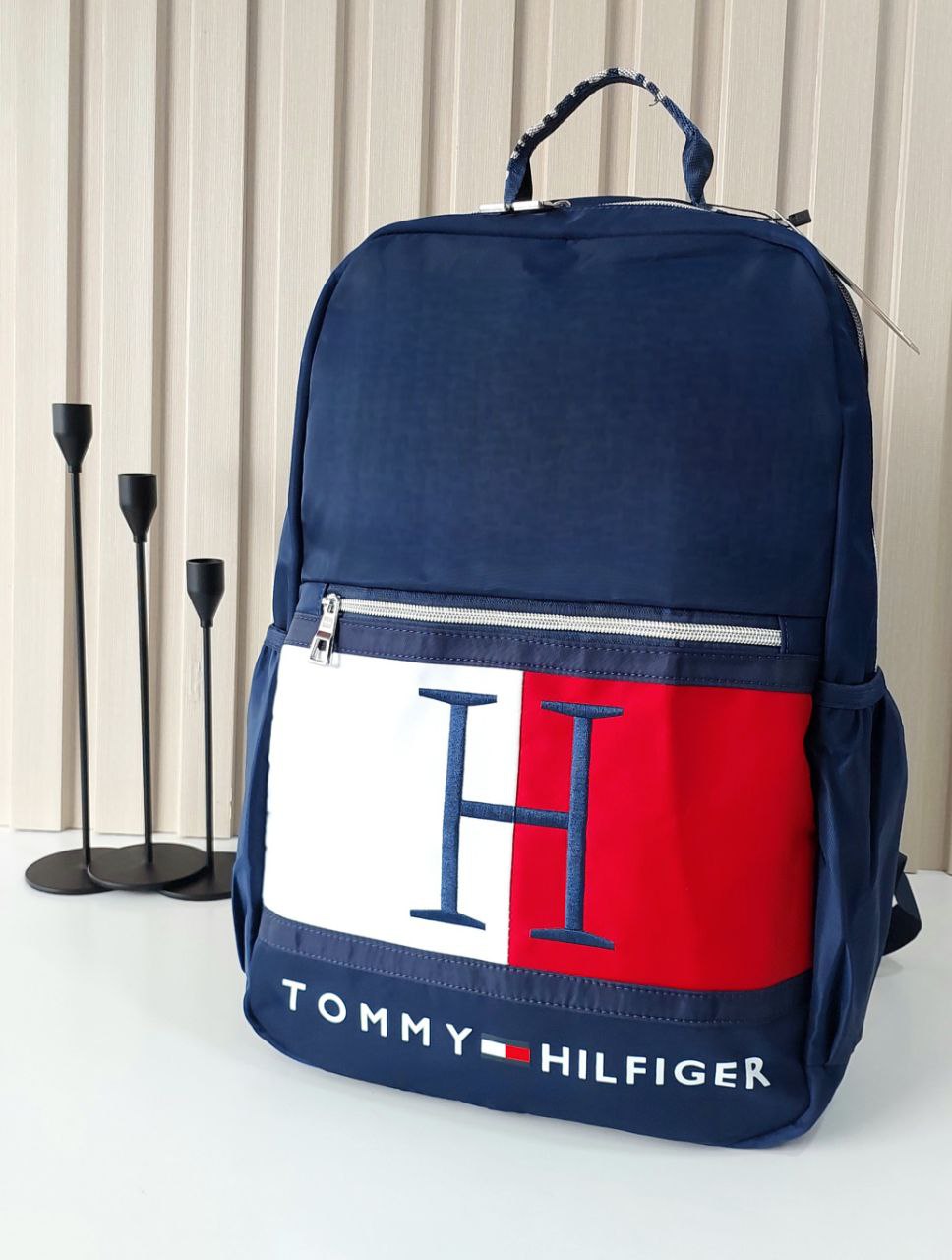 حقيبة ظهر تومي (Tommy Backpack) الكلاسيكية