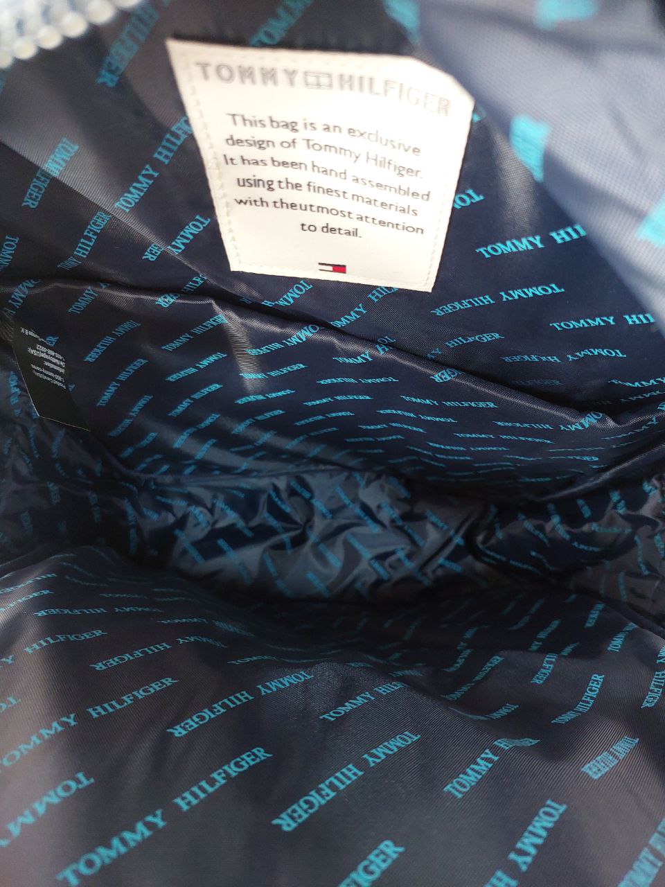 شنطة ظهر تومي هيلفيغر رجالي - جلد فاخر | Tommy Hilfiger Backpack