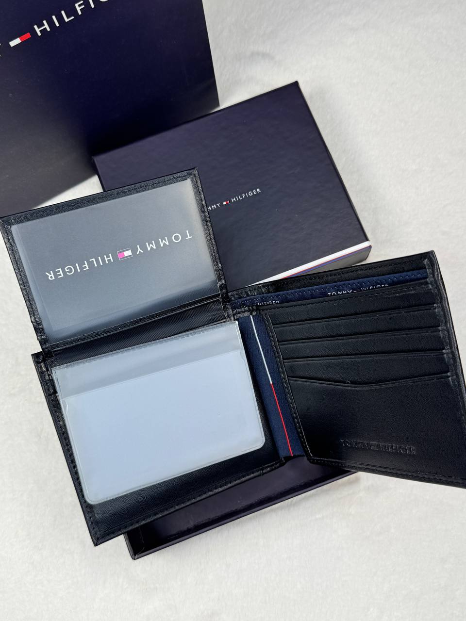 TH Black Leather Bifold Wallet For Men