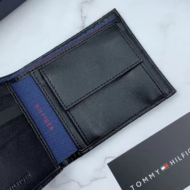 Tommy Hilfiger Men’s 3-Piece Set: Leather Wallet, Card Holder & Keychain