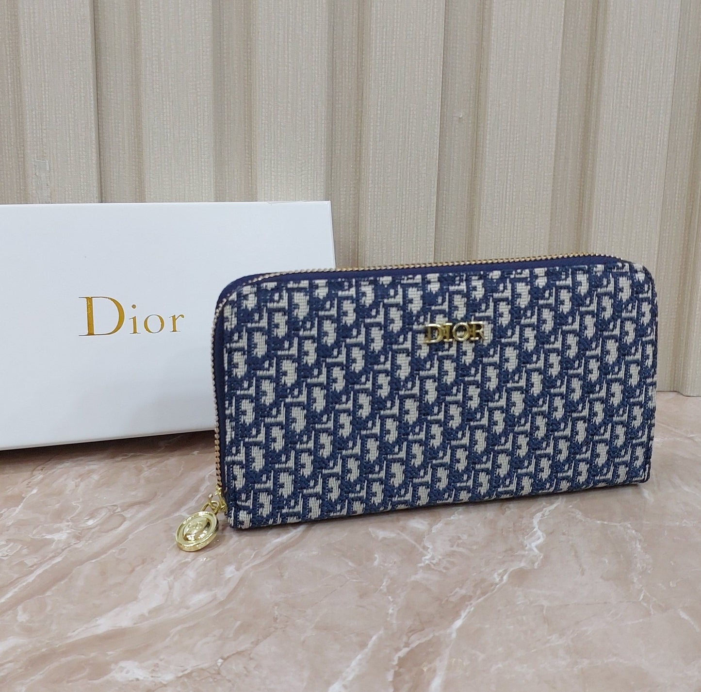 محفظة كريستيان ديور (Christian Dior) النسائية