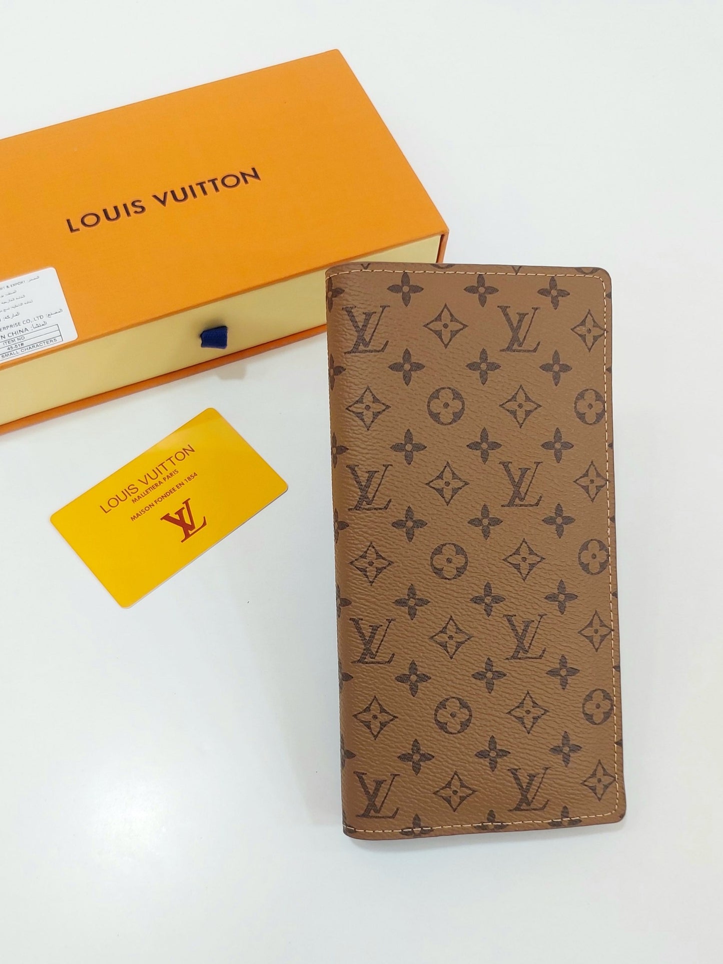 محفظة لويس فيتون (Louis Vuitton) الطويلة