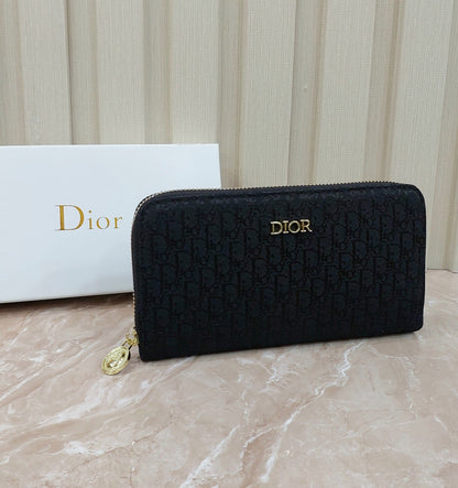 محفظة كريستيان ديور (Christian Dior) النسائية