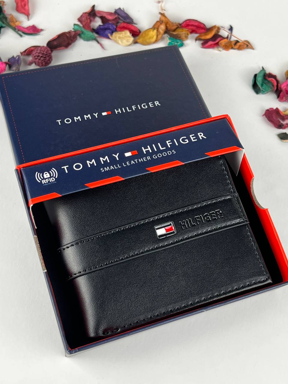 محفظة Tommy Hilfiger رجالي جلد طبيعي -لون اسود