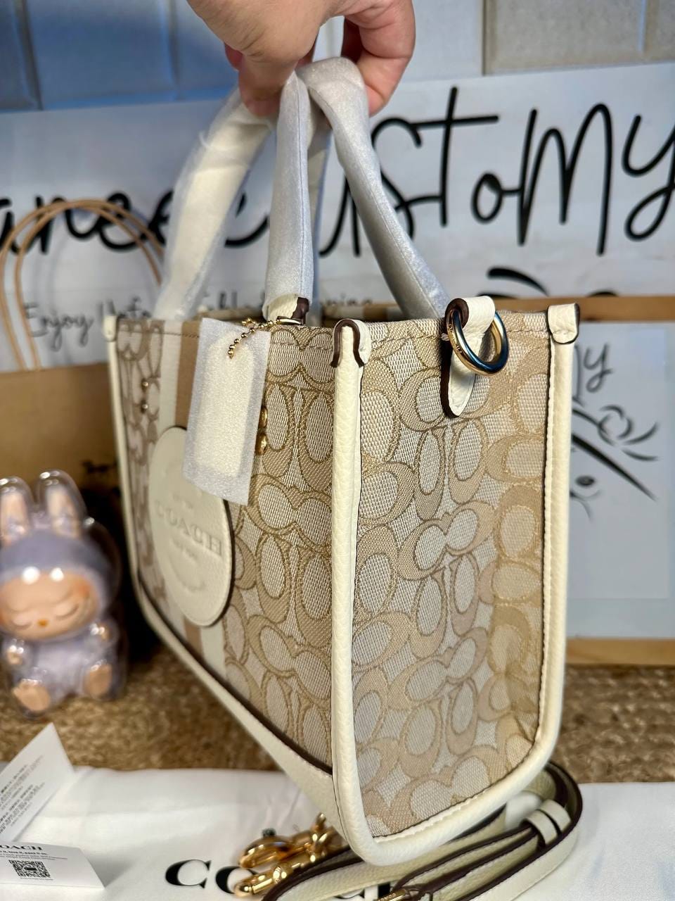 حقيبة كوتش (Coach) الأصلية - ديمبسي توت بتصميم Canvas الكلاسيكي