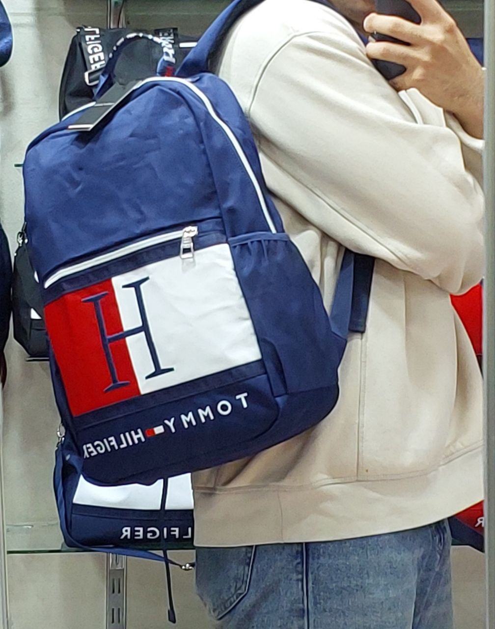 حقيبة ظهر تومي (Tommy Backpack) الكلاسيكية