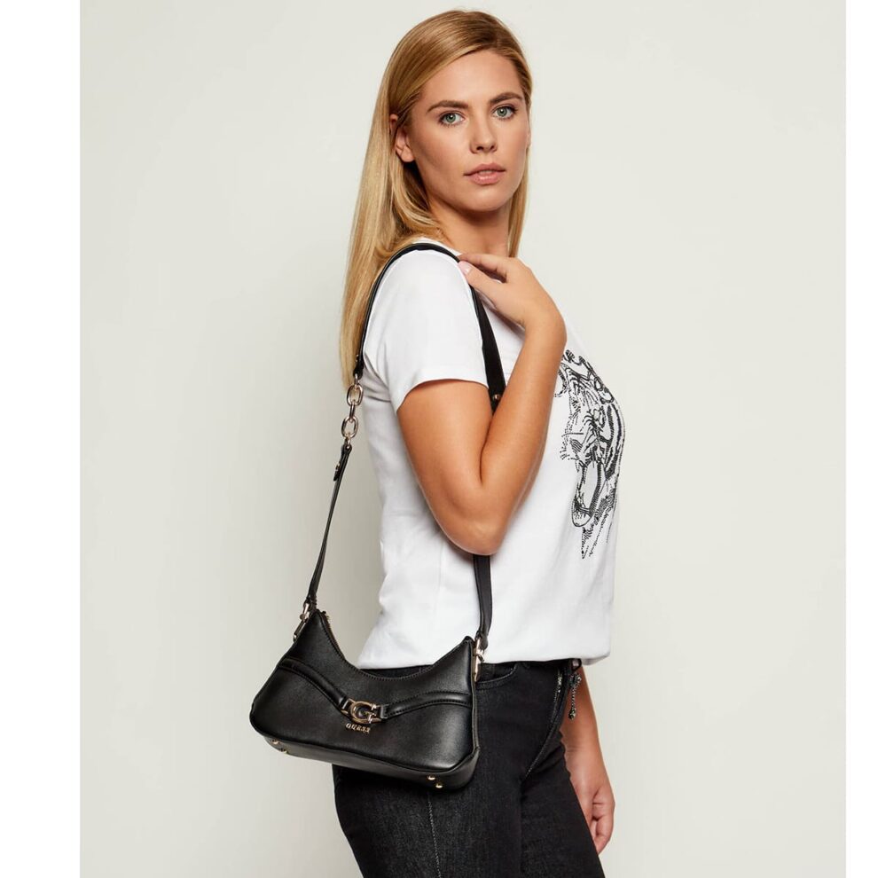 حقيبة كتف نسائية سوداء من Guess ، موديل Hwbg7993730