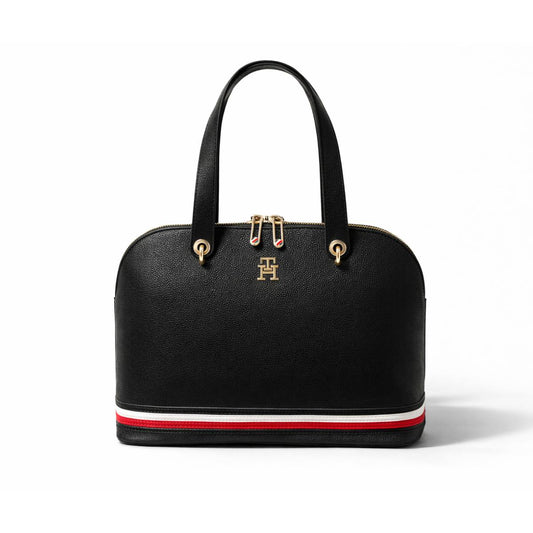شنطة نسائية Tommy Hilfiger – تصميم أنيق ولمسة فاخرة