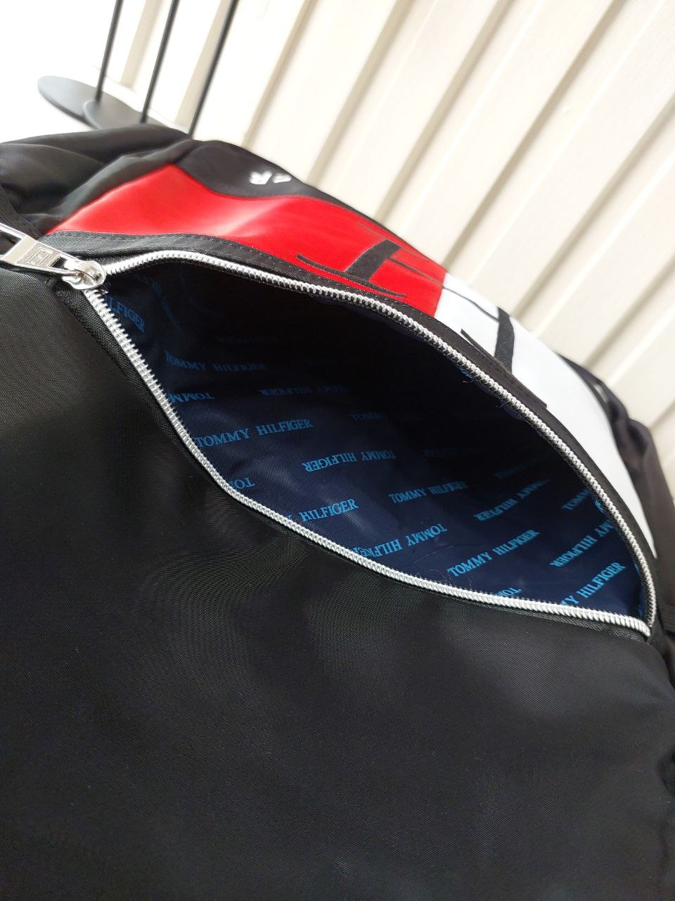 حقيبة ظهر تومي (Tommy Backpack) الكلاسيكية