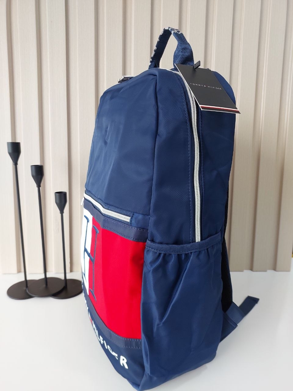 حقيبة ظهر تومي (Tommy Backpack) الكلاسيكية