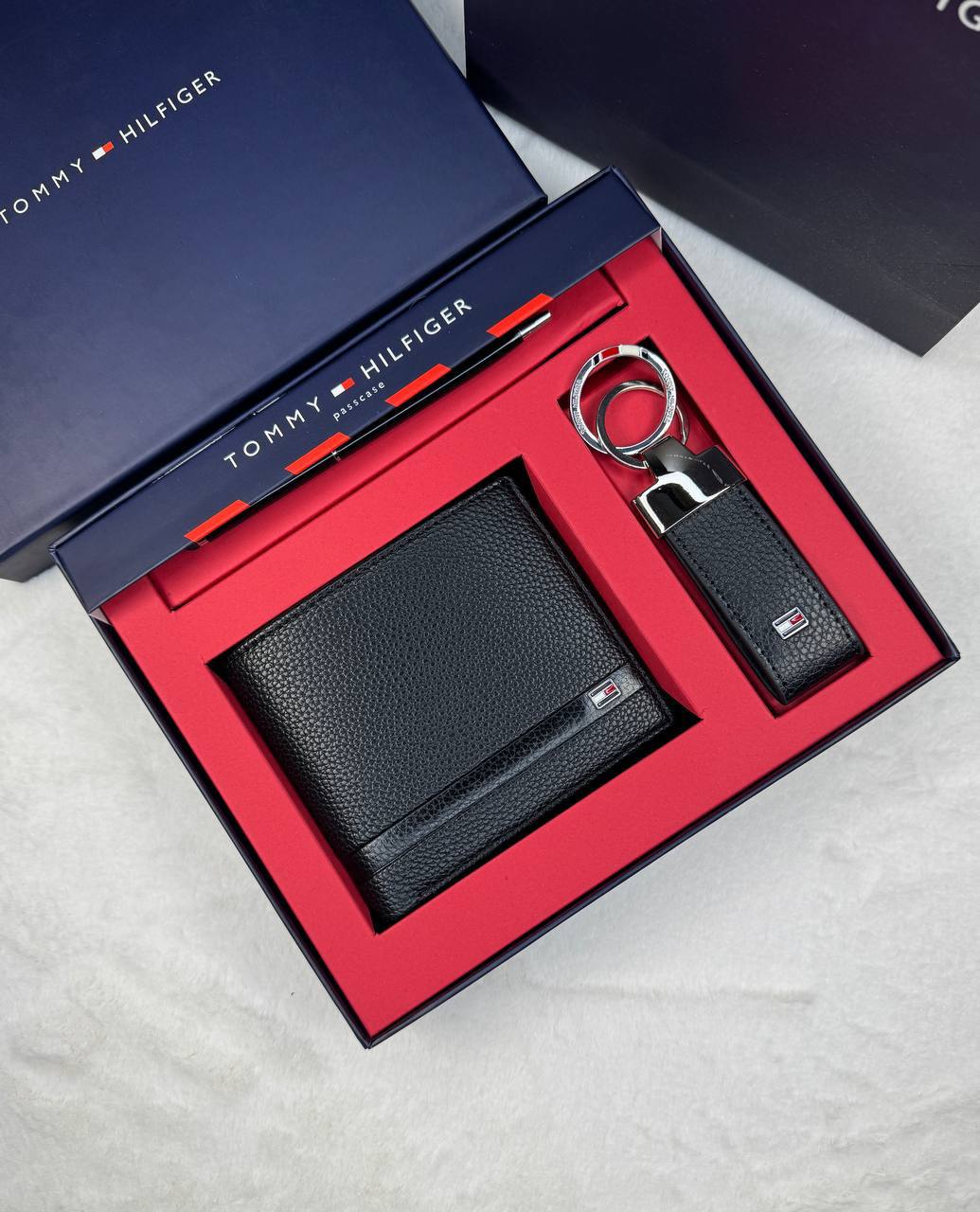 Tommy Hilfiger Men’s 3-Piece Executive Set: Leather Wallet, Keychain & Premium Pen