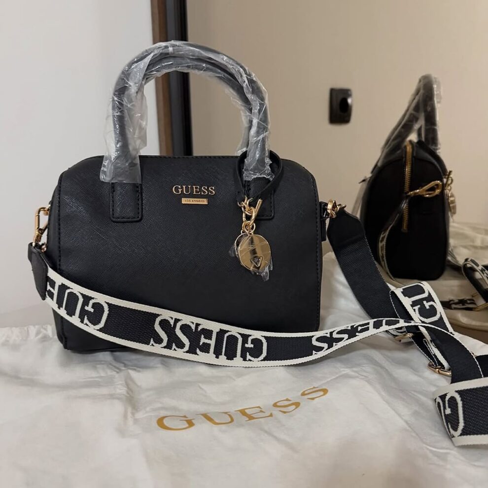 حقيبة كروس بودي سوداء من جيس Guess للنساء ، موديل SF943608